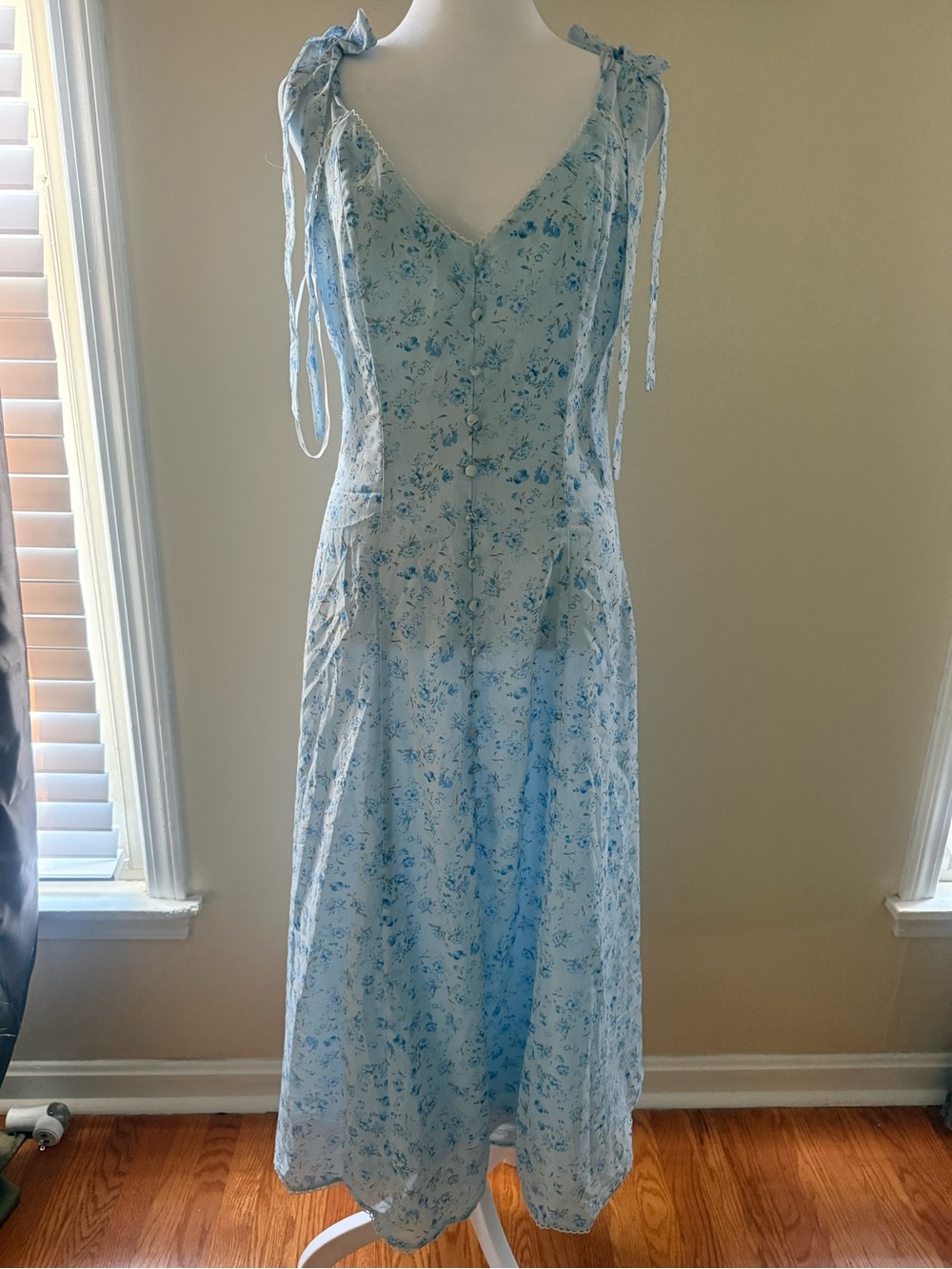 Lulus Light Blue Floral Tie Strap Midi Dress | Medium